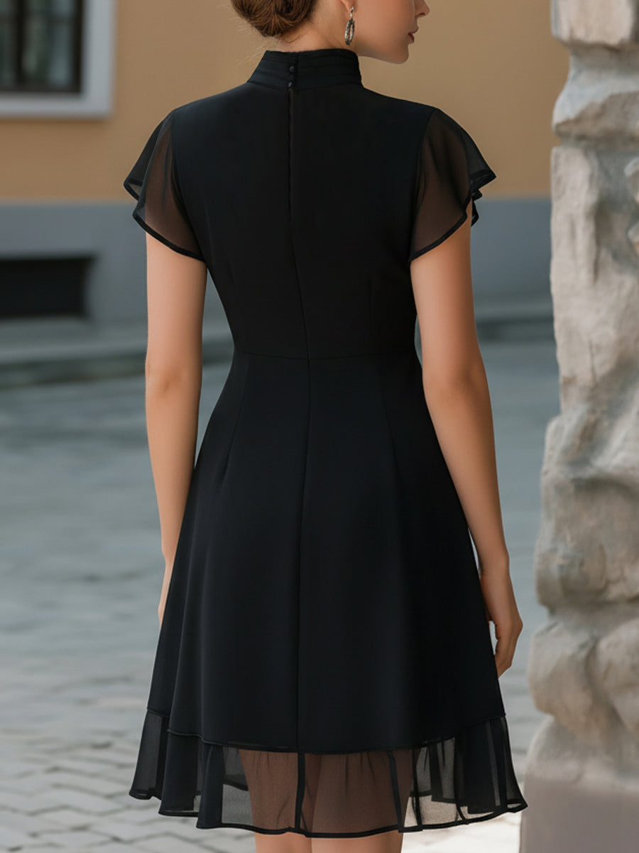 Rochie A-line cu guler mandarin din șifon și volane