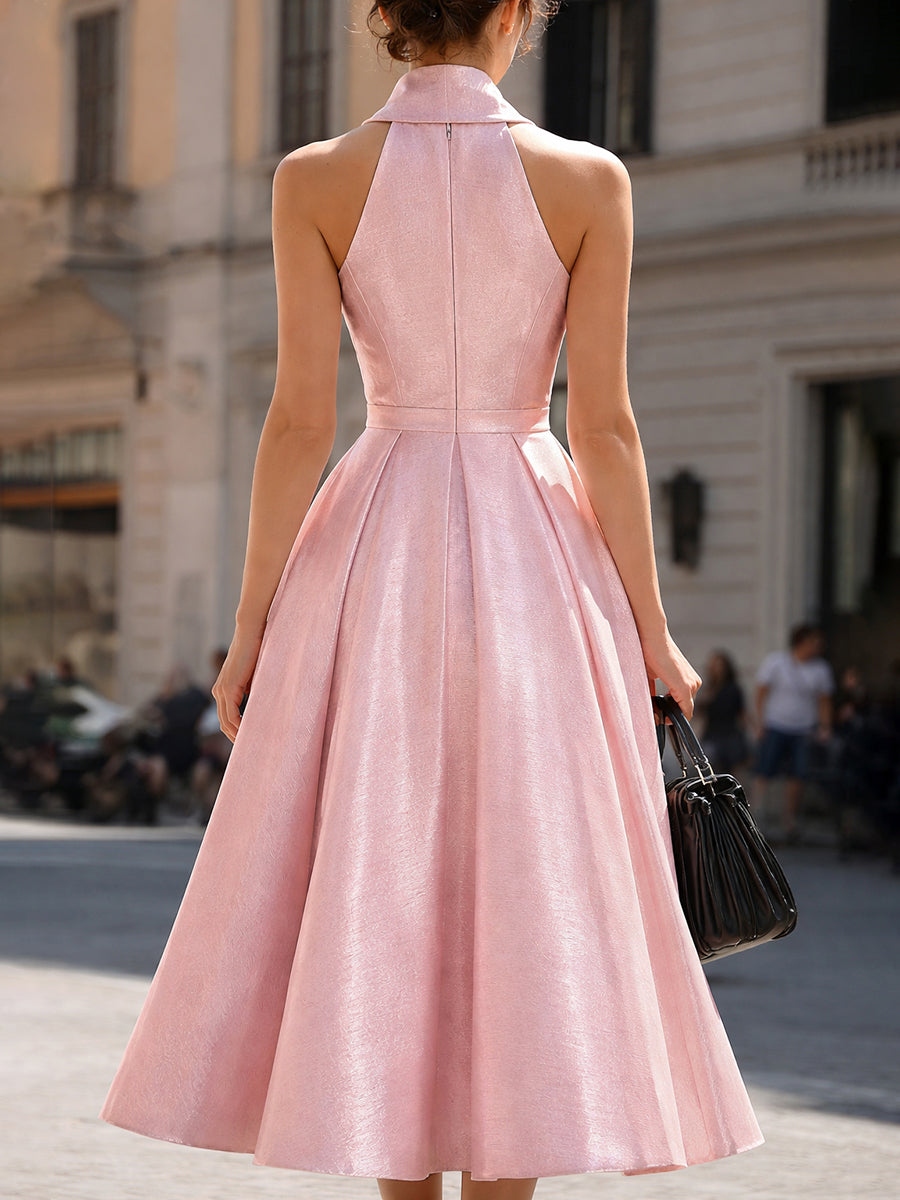 Rochie midi cu talie plisată și decolteu tip halter