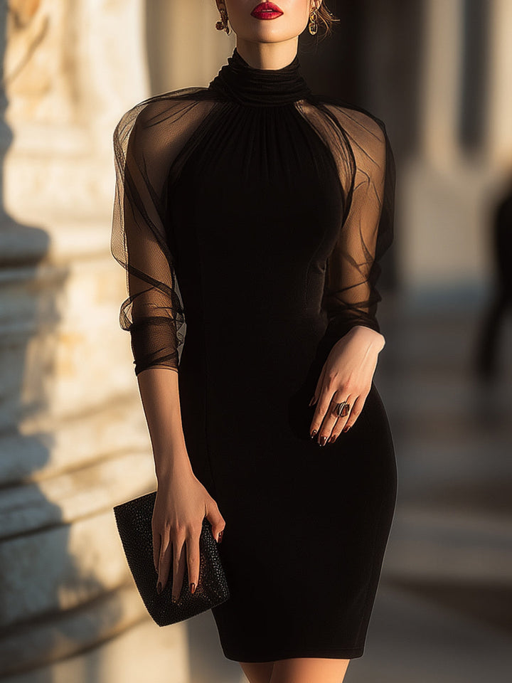 Rochie cocktail cu mâneci transparente și decolteu înalt