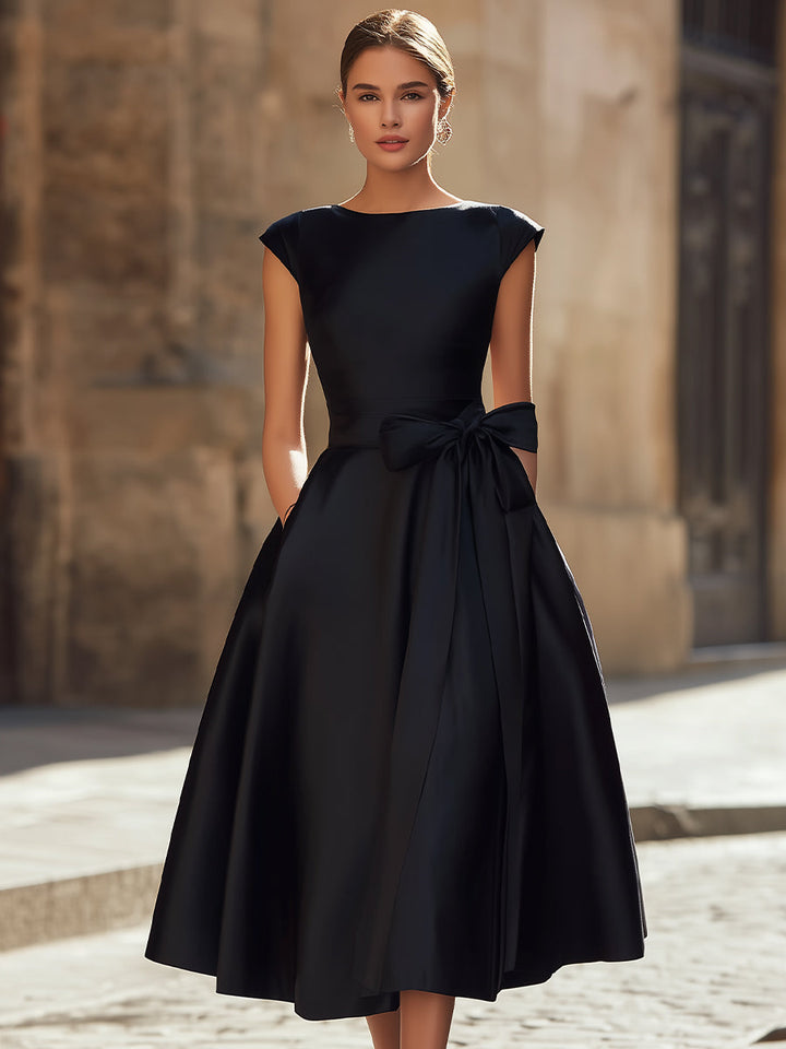 Eleganță atemporală Rochie midi în linie A, cu decolteu barcă și fundă supradimensionată