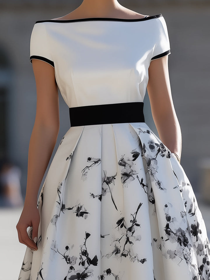 Rochie Midi Albă Elegantă cu Imprimeu Floral cu Cerneală Neagră și Decolteu Bărcuță