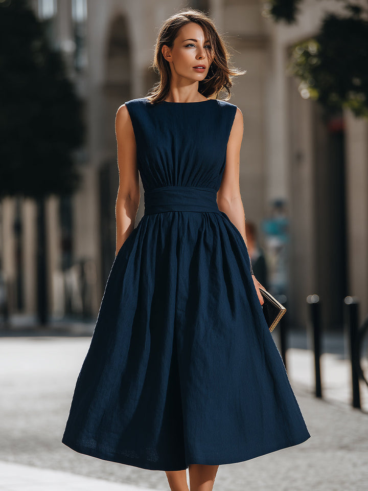 Rochie midi fără mâneci cu fustă plisată în formă de A