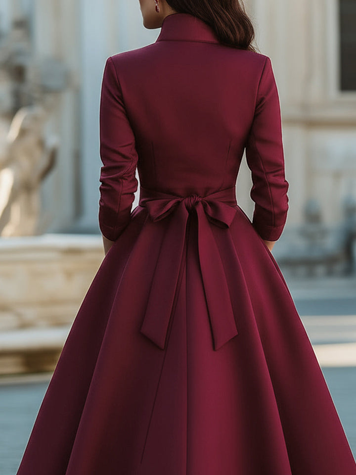 Rochie midi elegantă cu guler și nasturi, cu curea