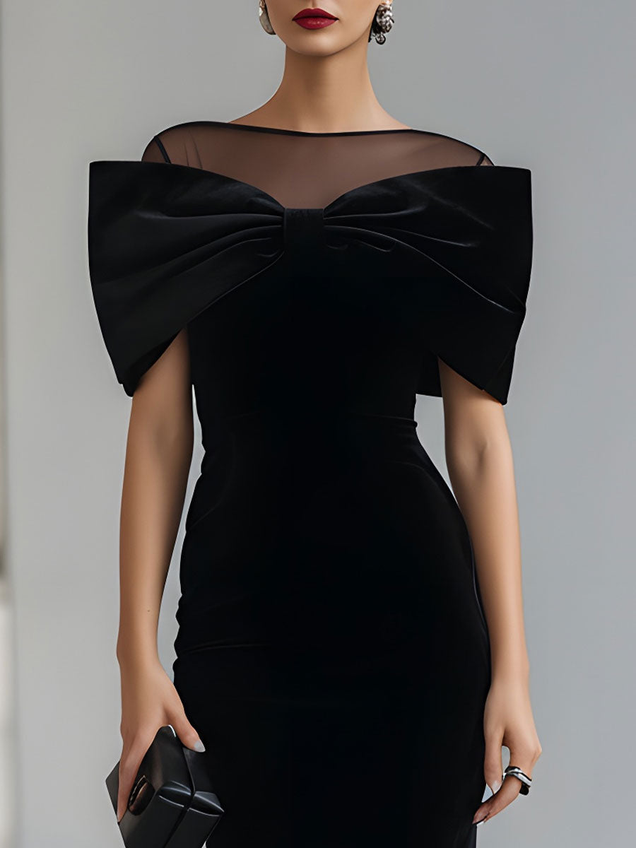 Rochie midi dramatică din catifea neagră cu șnur