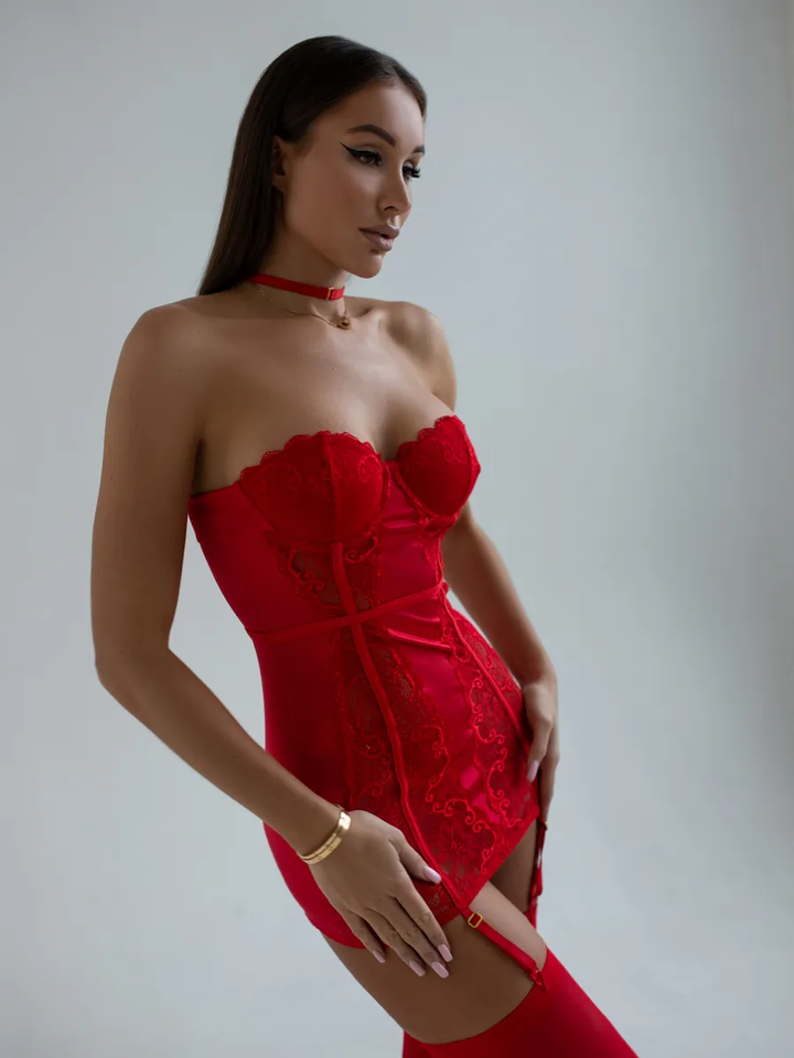 PENELOPE | ROCHIE DE NOAPTE